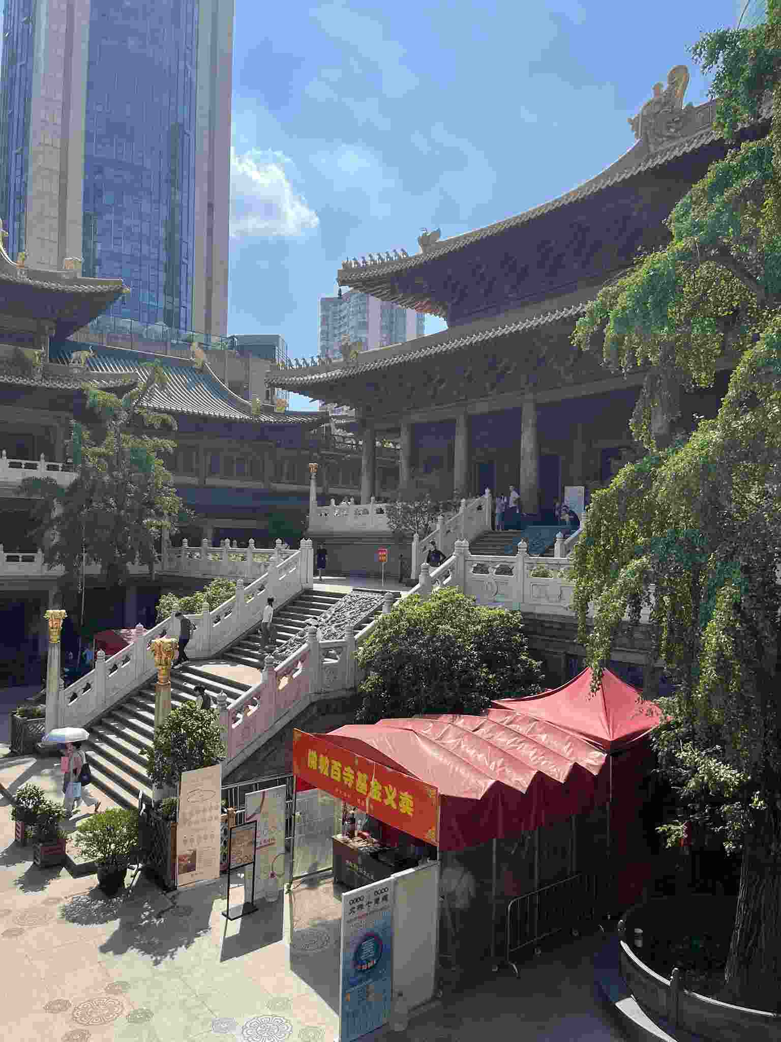 Jing'an Temple Buddha